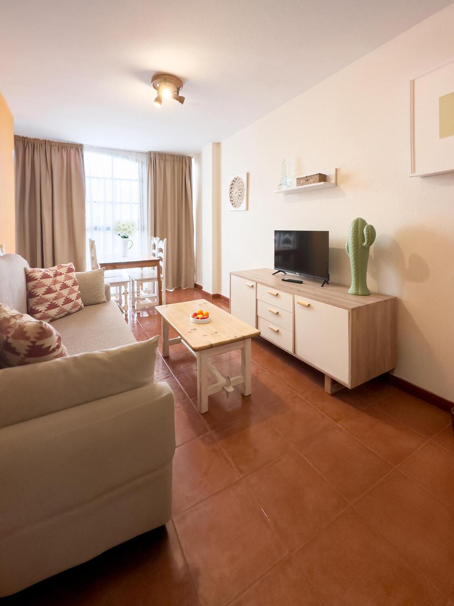 Apartamentos Cristamar Centro Y Playa Estepona Exterior photo