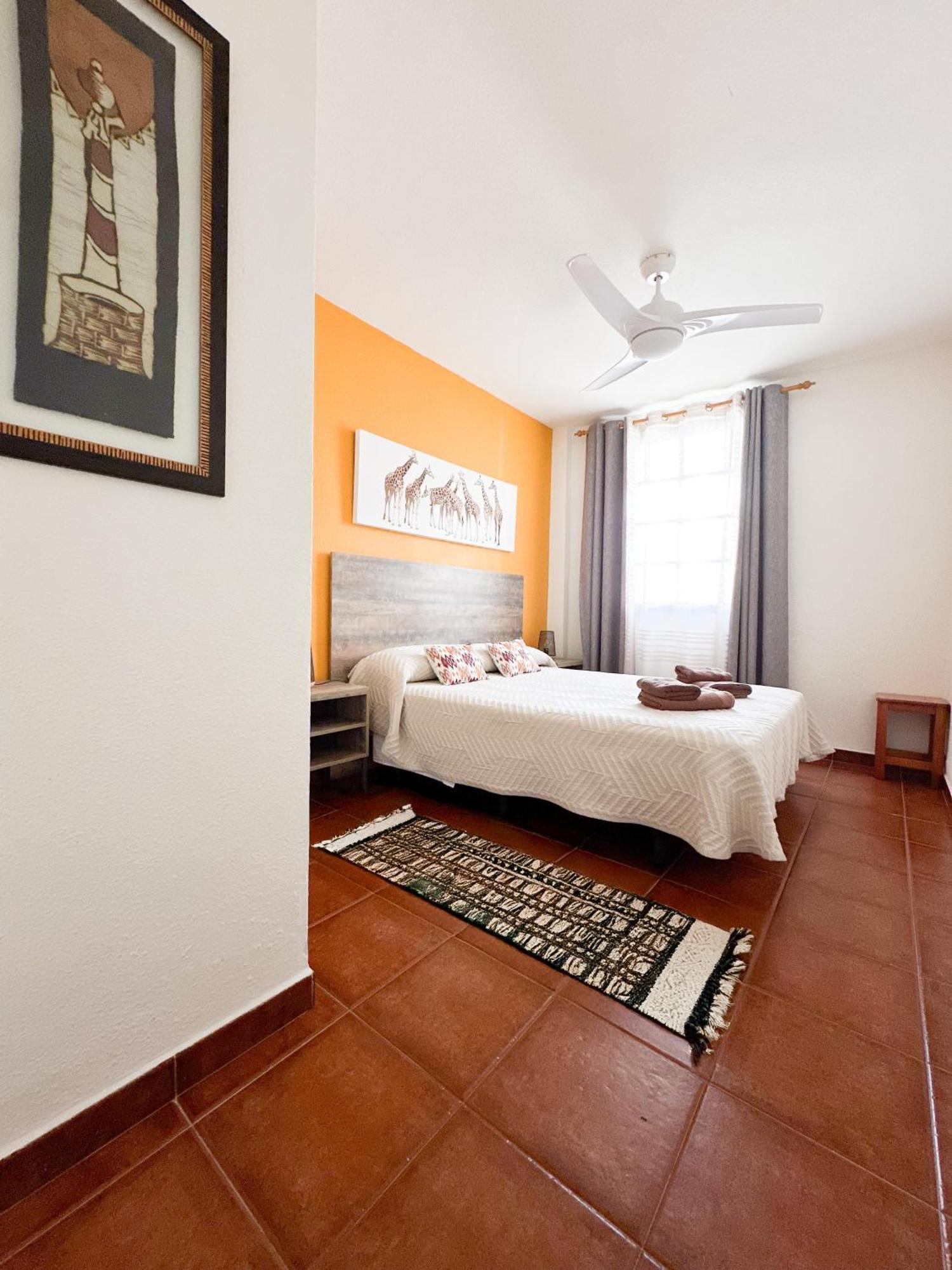 Apartamentos Cristamar Centro Y Playa Estepona Exterior photo